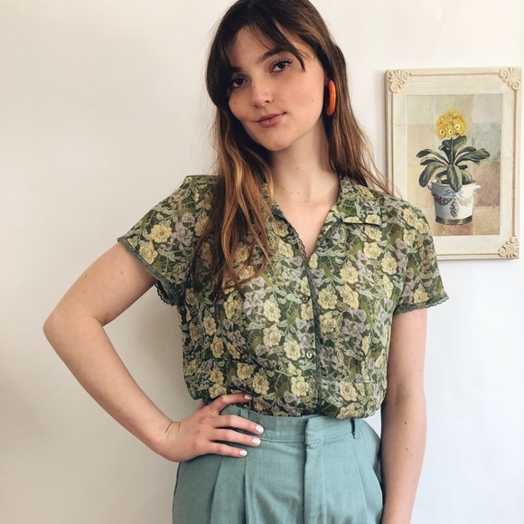 Sheer Vintage Lace Meadow Top - Picture 2 of 8